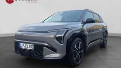 Gebraucht 2024 Kia EV3 4 SUV | 39.900 € (Fairer Preis)