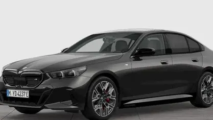 Usata BMW i5 Sport Line 442 kW (601 CV) 2025 Grigio Berlina