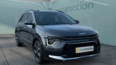 Grau Neu 2024 Kia Niro Spirit SUV | 38.630 € (Fairer Preis)