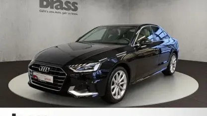 Gebraucht Audi A4 Advanced Plus 163 PS (119 kW) 2023 Mythosschwarz metallic Limousine