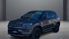Grau Gebraucht 2023 Jeep Compass SUV | 26.750 € (Fairer Preis)