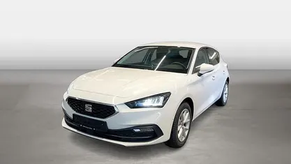 Weiß Gebraucht 2025 Seat Leon Style Limousine | 23.620 € (Fairer Preis)