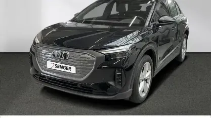 Gebraucht Audi Q4 e-tron Comfort 125 kW (170 PS) 2023 Mythosschwarz metallic SUV