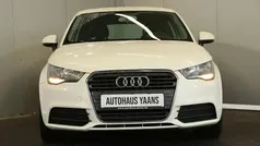 Amalfiweiss Gebraucht 2013 Audi A1 Attraction Kleinwagen | 6.999 €