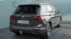 Grau Gebraucht 2023 VW Tiguan Move SUV | 34.840 € (Fairer Preis)