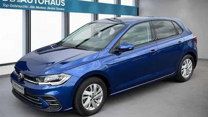 Second-hand VW Polo Style 110 CP (80 kW) 2024 Albastru Hatchback