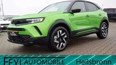 Grün Gebraucht 2023 Opel Mokka SUV | 21.800 € (Fairer Preis)