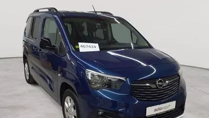 Gebraucht Opel Combo Life Ultimate 131 PS (96 kW) 2022 Ozeanblau metallic Van / Kleinbus