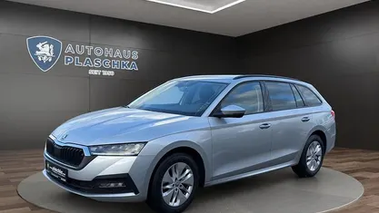 Brilliantsilber Gebraucht 2022 Skoda Octavia Ambition Limousine | 19.450 € (Fairer Preis)