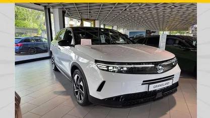 Second-hand Opel Grandland X 136 CP (100 kW) 2026 SUV