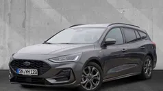 Andere farbe Gebraucht 2024 Ford Focus ST-Line Kombi | 28.950 € (Fairer Preis)