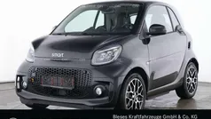 Bodypanels in black Gebraucht 2024 Smart ForTwo Electric Drive Prime Exclusive Coupé | 18.250 € (Fairer Preis)