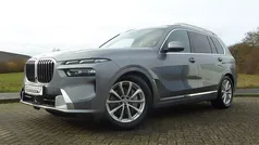 Grau Gebraucht 2023 BMW X7 SUV | 79.950 € (Guter Preis)