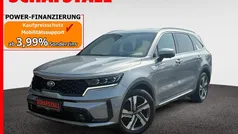 Grau ((klg) stahlgrau met.) Gebraucht 2021 Kia Sorento Platinum SUV | 26.979 € (Superpreis)