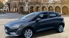 Magneticgrau (metallic) Gebraucht 2023 Ford Fiesta Titanium Kleinwagen | 19.500 € (Fairer Preis)