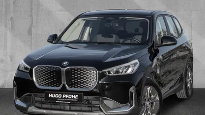 Schwarz Gebraucht 2023 BMW iX1 SUV | 35.489 € (Guter Preis)