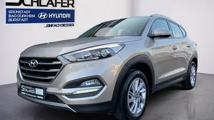 Gebraucht Hyundai Tucson Trend 132 PS (97 kW) 2016 White sand SUV