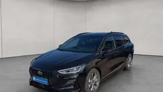 Agate black metallic Gebraucht 2023 Ford Focus ST-Line Kombi | 26.950 € (Fairer Preis)