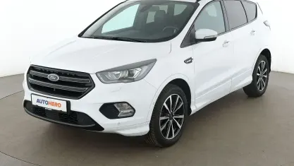 Gebraucht Ford Kuga ST-Line 150 PS (110 kW) 2018 Weiß SUV