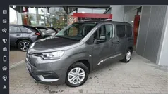 Basaltgrau metallic Gebraucht 2022 Toyota Proace Verso City Kombi | 24.650 € (Superpreis)