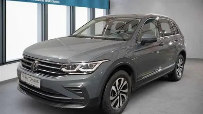 Gebraucht VW Tiguan Active 245 PS (180 kW) 2023 SUV