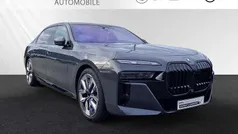 Gebraucht 2024 BMW 750e M Sport Limousine | 114.600 €
