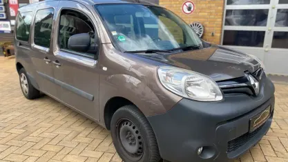 Gebraucht Renault Kangoo 109 PS (80 kW) 2015 Braun Van / Kleinbus