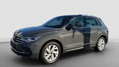 Delfingrau metallic Gebraucht 2022 VW Tiguan Elegance SUV | 27.850 € (Superpreis)