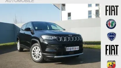 Käytetty Jeep Compass Altitude 131 HP (96 kW) 2024 Musta Katumaasturi