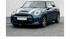 Blau Gebraucht 2022 Mini Cooper S Classic Kleinwagen | 23.290 € (Guter Preis)