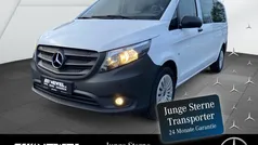 Weiss Gebraucht 2022 Mercedes Vito Van / Kleinbus | 41.488 €