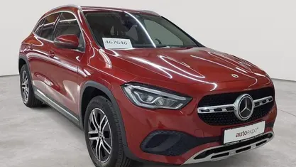 Gebraucht Mercedes GLA220 Progressive 190 PS (139 kW) 2021 Designo patagonienrot metallic SUV