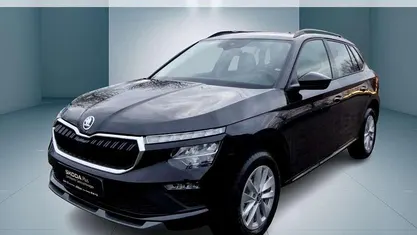 Schwarzmagic perleffekt Neu 2025 Skoda Kamiq Selection SUV | 29.750 € (Fairer Preis)