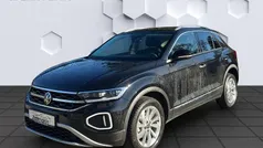 Deep black Gebraucht 2024 VW T-Roc Style SUV | 31.444 € (Fairer Preis)