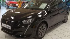 Gebraucht 2023 Peugeot e-208 Allure Kleinwagen | 22.950 € (Fairer Preis)