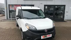 Colore esterno (weiß) Gebraucht 2016 Fiat Doblò Basis Van / Kleinbus | 5.950 € (Etwas zu teuer)