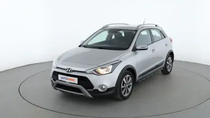 Gebraucht Hyundai i20 Active 101 PS (74 kW) 2019 Grau Kleinwagen