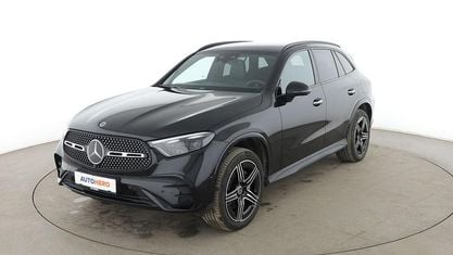 Używany Mercedes GLC300e AMG line 313 KM (230 kW) 2023 Czarny SUV
