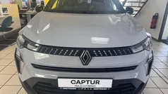Gebraucht 2025 Renault Captur Evolution SUV | 22.339 € (Fairer Preis)