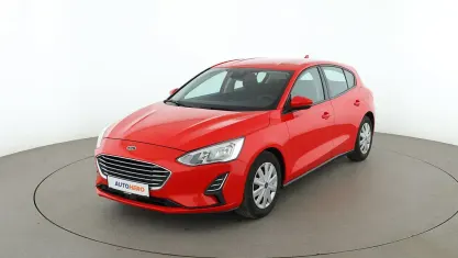 Gebraucht Ford Focus Trend 86 PS (63 kW) 2018 Rot Limousine