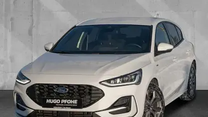 Gebraucht Ford Focus ST-Line 125 PS (91 kW) 2022 Weiß Limousine