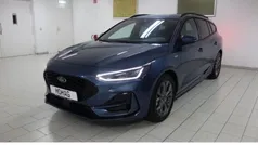 Blau Gebraucht 2023 Ford Focus ST-Line Kombi | 23.490 € (Superpreis)