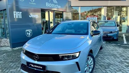 Neu Opel Astra Edition 130 PS (95 kW) 2025 Grau Kombi