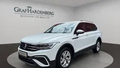 Weiß Gebraucht 2024 VW Tiguan Allspace Life SUV | 34.555 € (Guter Preis)