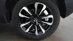 Gebraucht 2024 Opel Crossland Elegance SUV | 23.824 € (Fairer Preis)