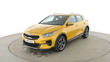 Gebraucht Kia XCeed Vision 160 PS (117 kW) 2021 Gelb SUV