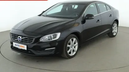 Gebraucht Volvo S60 Momentum 152 PS (111 kW) 2015 Schwarz Limousine