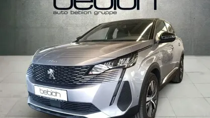 Gebraucht Peugeot 3008 Allure 131 PS (96 kW) 2024 Silber SUV