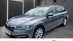 Graphite grau metallic Gebraucht 2023 Skoda Superb Ambition Kombi | 32.920 € (Fairer Preis)