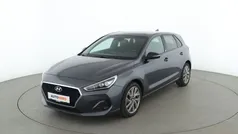 Grau Gebraucht 2018 Hyundai i30 Passion Plus Limousine | 14.530 € (Fairer Preis)
